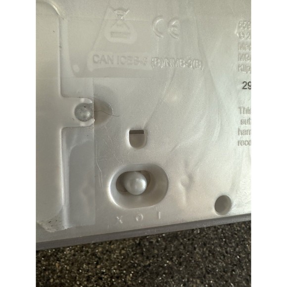 LOL Surprise OMG Crystal Star Collector Edition Stand White Light Up Blue Glow - Picture 15 of 16